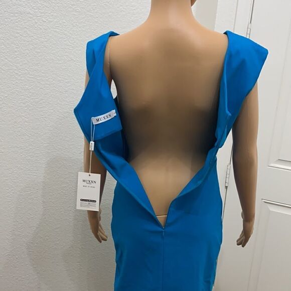 MUXXN Large Turquoise Blue  Asymmetrical Short Sleeve Midi Dress NEW SLIMMING - Picture 11 of 14